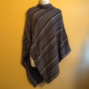 Preloved Multi-color Blue Striped Cape B13